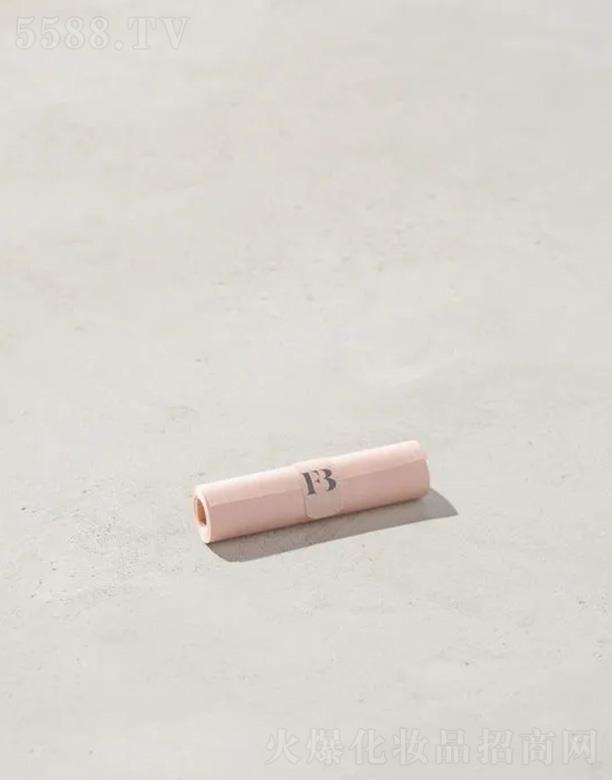 ·����܎��ˮ���yƷ(�Ϻ�)���޹�˾��Fenty Beauty�����漈��Q�b ��y�ر�y���Ͷ��y