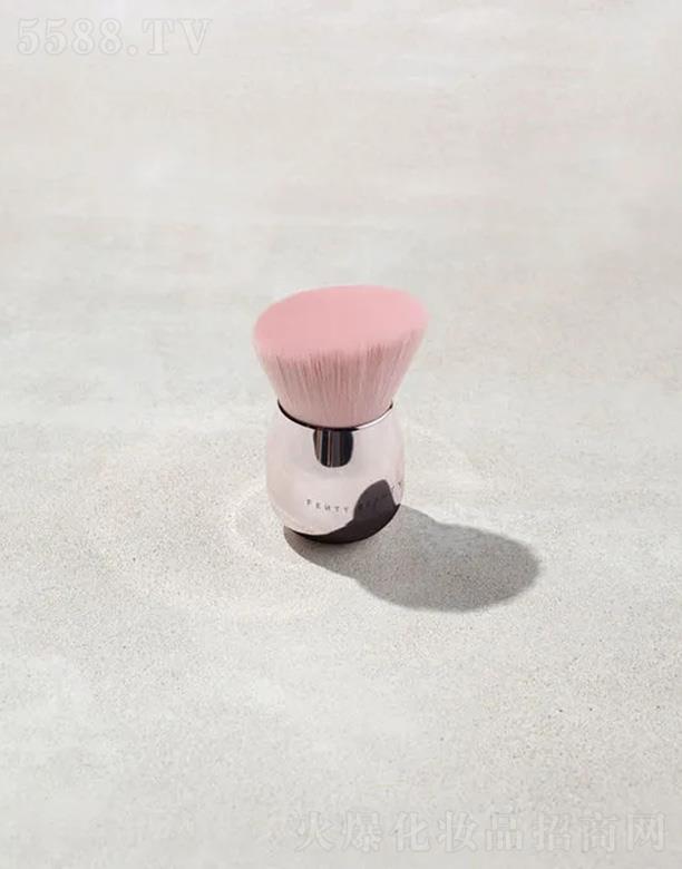 Fenty Beauty�߹�ˢ160 �p�ɻ��Һ�w�ͷ�ĩ