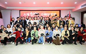 ��Ů�� �펽�`���A